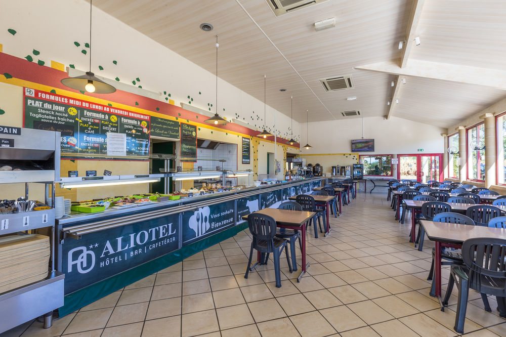 Aliotel Cazères-sur-lʼAdour Exterior foto