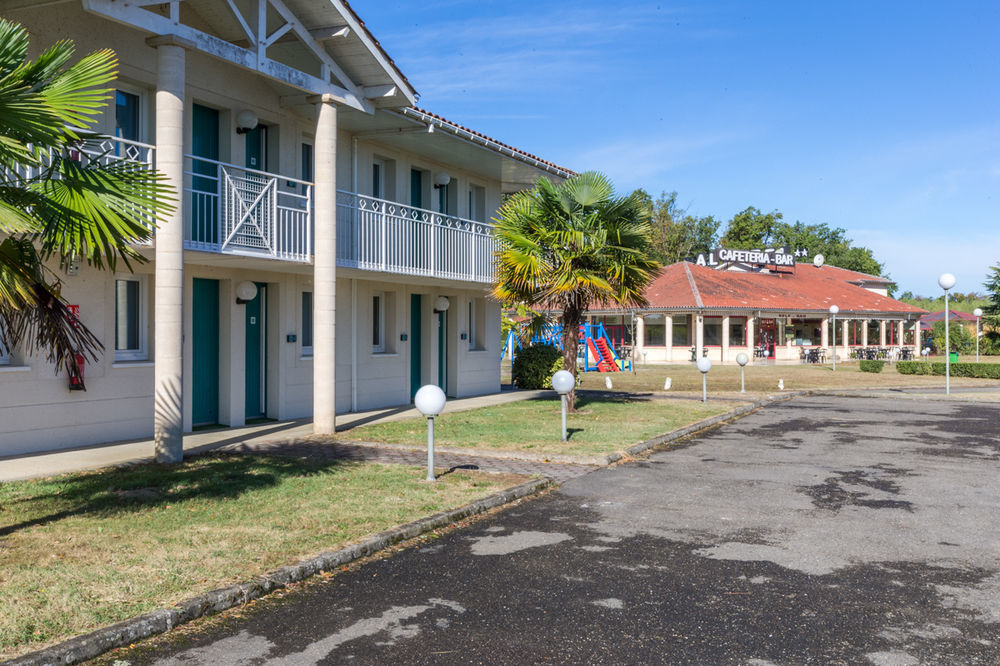 Aliotel Cazères-sur-lʼAdour Exterior foto